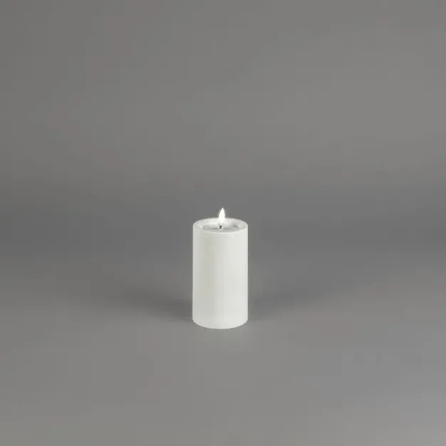Konstsmide - Bougie LED à bloc sur piles avec flamme vacillante - Ø 7 x 12 cm - IP44 - blanc