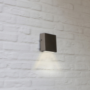 Lutec Gemini XF - applique murale - 11 x 3,8 x 11 - 9,5W LED inclus - IP54 - acier inoxydable - blanc