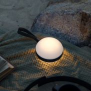 Nordlux Bring To-Go 12 - lampe portable avec batterie rechargeable - 12 x 26 x 9,3 cm - 1W LED inclus - IP54 - blanc et noir