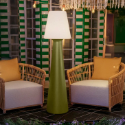 New Garden Lola 165 Pop - lampadaire avec source lumineuse rechargeable - Ø 45 x 165 cm - RGB + blanc 10W LED inclus - dimmable avec télécommande - IP54 - vert olive