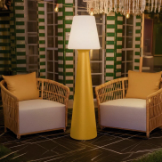 New Garden Lola 165 Pop - lampadaire avec source lumineuse rechargeable - Ø 45 x 165 cm - RGB + blanc 10W LED inclus - dimmable avec télécommande - IP54 - jaune moutarde