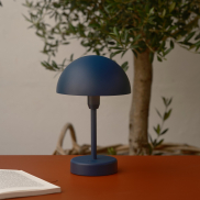 Nordlux Ellen To-Go - lampe de table extérieure sans fil avec station de charge - Ø 16 x 25 cm - 3 niveaux de gradation - 3W LED inclus - IP44 - bleue