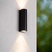 Lucide Akra - applique murale extérieure - 5,5 x 6,5 x 20 cm - 2x 13W LED inclus - IP54 - noir