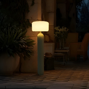 New Garden Phoebe 145 - lampadaire rechargeable à énergie solaire et à batterie avec télécommande - Ø 45 x 143 cm - RGB + blanc 5W LED inclus - IP65 - vert olive - 3000K