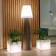New Garden Lola 165 Pop - lampadaire avec source lumineuse rechargeable - Ø 45 x 165 cm - RGB + blanc 10W LED inclus - dimmable avec télécommande - IP54 - taupe