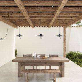 Creative Cables Eiva Ellepì E-snake - guirlande lumineuse portable - longueur totale de 2,7 mètres - 3 prises E27 avec support de câble en silicone - IP65 - noir