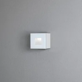 Konstsmide Chieri Small - applique murale extérieure - 8 x 5 x 8 cm - 1,5W LED inclus - IP54 - blanc