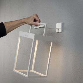 Konstsmide Portofino - lampadaire, lampe de table et lampe murale portable à énergie solaire avec port USB - 15,5 x 30 x 18,5 cm - 2,2W LED dimmable inclus - IP54 - blanc