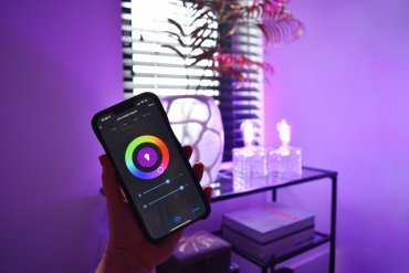 Calex Smart Rustic lampe LED - Ø 6,4 x 14,2 cm - E27 - 4,9W - fonction de variation et couleur de lumière réglable via application - 1800 à 3000K - RGB + W