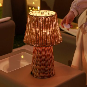 New Garden Lola 40 - lampe de table rechargeable à batterie avec télécommande - Ø 15 x 38 cm - LED inclus - IP54 - rotin