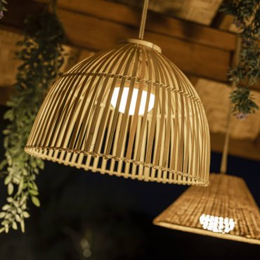 New Garden Reona - lampe suspendue d'extérieur avec source lumineuse rechargeable et télécommande - Ø 43,5 x 300 cm - 9W LED inclus - IP54 - rotin
