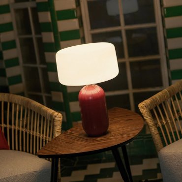 New Garden Phoebe 45 - lampe de table rechargeable à énergie solaire et à batterie avec télécommande - Ø 27,8 x 40,7 cm - RGB + blanc 5W LED inclus - IP65 - bordeaux