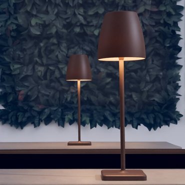 Nova Luce Colt - lampe de table rechargeable par câble USB - Ø 8 x 30 cm - 2W dimmable LED inclus - IP54 - corten