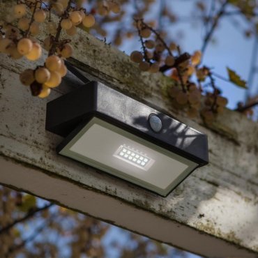 Lutec Arrow - Applique d'extérieur avec capteur solaire - 17 x 7 x 11 cm - 2,3W LED inclus - IP44 - gris foncé
