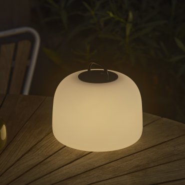 Nordlux Kettle To-Go 22 - lampe de table rechargeable pour extérieur - 22 x 19,6 cm - 4,8W LED inclus - IP65 - blanc et noir