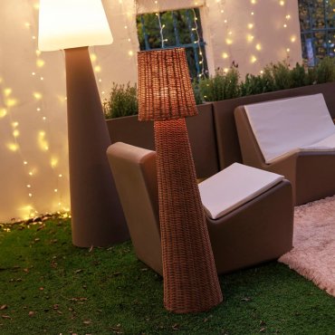New Garden Lola 110 Nature - lampadaire avec source lumineuse rechargeable - Ø 26 x 110 cm - 9W LED inclus - dimmable avec télécommande - IP54 - rotin