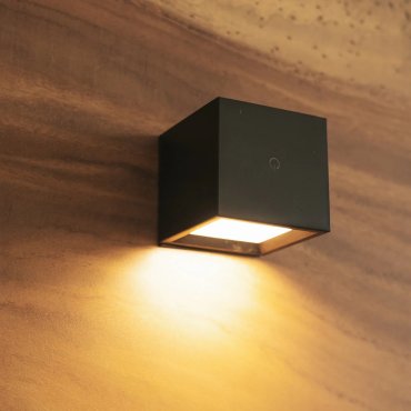 New Garden Box 8 - applique murale/plafonnier rechargeable - 7,5 x 7,5 x 7,5 cm - noir