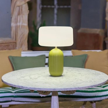 New Garden Phoebe 45 - lampe de table rechargeable à énergie solaire et à batterie avec télécommande - Ø 27,8 x 40,7 cm - RGB + blanc 5W LED inclus - IP65 - vert olive