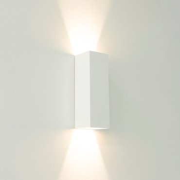 Artdelight Vegas - applique murale - 8 x 8 x 25 cm - 2 x 4W LED dimmable inclus - IP65 - blanc