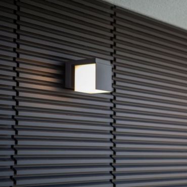 Lutec Cuba - applique murale extérieure - 10 x 14,8 x 11,6 cm - 12,2W LED inclus - IP54 - noir