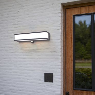 Lutec Doblo - Applique solaire extérieure avec détecteur de mouvement - 9,1 x 35 x 9 cm - 16,5W LED inclus - IP44 - gris foncé