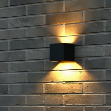 Nordlux Milda Kubi - applique d'extérieur avec 2 faisceaux lumineux réglables - 10,3 x 10 x 10 cm - 4,9W LED inclus - IP44 - noir