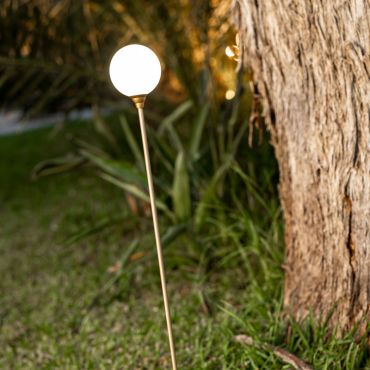 New Garden Bruna - spot de sol sur piquet avec panneau solaire - Ø 8 x 80 cm - 0,5W LED inclus - IP44 - cuivre