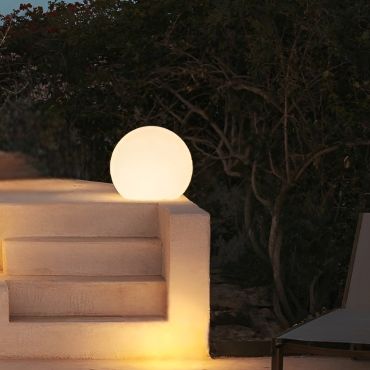New Garden Buly 40 - lampe de table solaire - Ø 40 x 26,5 x 35 cm - 1W RGB LED inclus - IP68 - blanc