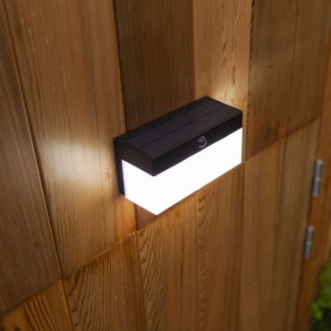 Lutec Fran - applique solaire extérieure avec détecteur de mouvement - smart lighting - Lutec Connect - 18 x 7,9 x 9,1 cm - 9,7W LED inclus - IP44 - noir
