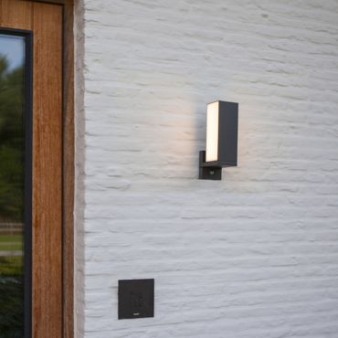 Lutec Cuba - Applique d'extérieur avec détecteur - 9,3 x 30,8 x 14,6 cm -14W LED inclus - IP54 - gris foncé