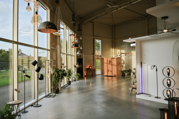 Showroom Roi Du Luminaire
