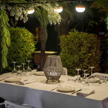 New Garden Conta 30 - lampadaire/table d'extérieur avec source lumineuse rechargeable et télécommande - 9W LED inclus - Ø 25,5 x 32,5 cm - IP54 - gris