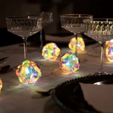 Konstsmide éclairage de Noël - guirlande lumineuse décorative à piles - 165 cm - 10 lampes LED incluses - multicolore