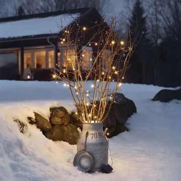 Konstsmide Guirlandes de Noël - Jeu de lumières Micro LED sur piles - 4.40m - 40 leds - IP44 - noir