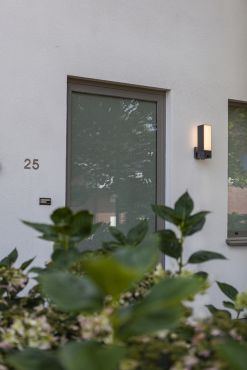 Lutec Cuba - applique murale extérieure avec détecteur de mouvement et caméra - smart lighting - Lutec Connect - 9,2 x 19,5 x 32,5 cm - 17,3W LED inclus - IP44 - gris foncé
