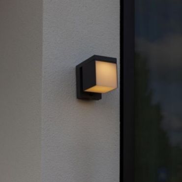 Lutec Prima - Applique d'extérieur solaire avec détecteur - 10 x 13,5 x 16 cm - 9,5W LED inclus - IP44 - gris foncé